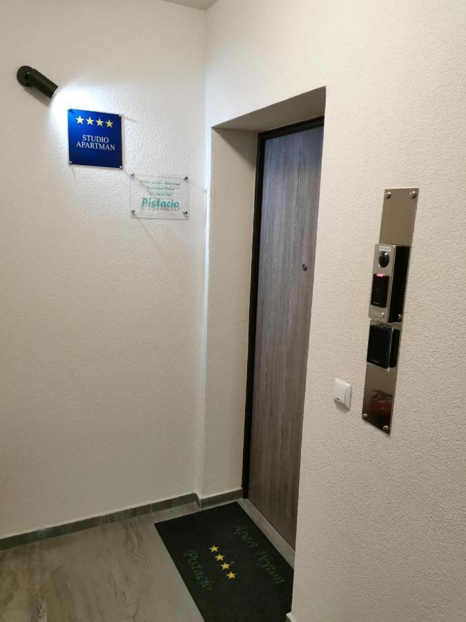 Apartmani Peyton 슬라본스키브로드 외부 사진